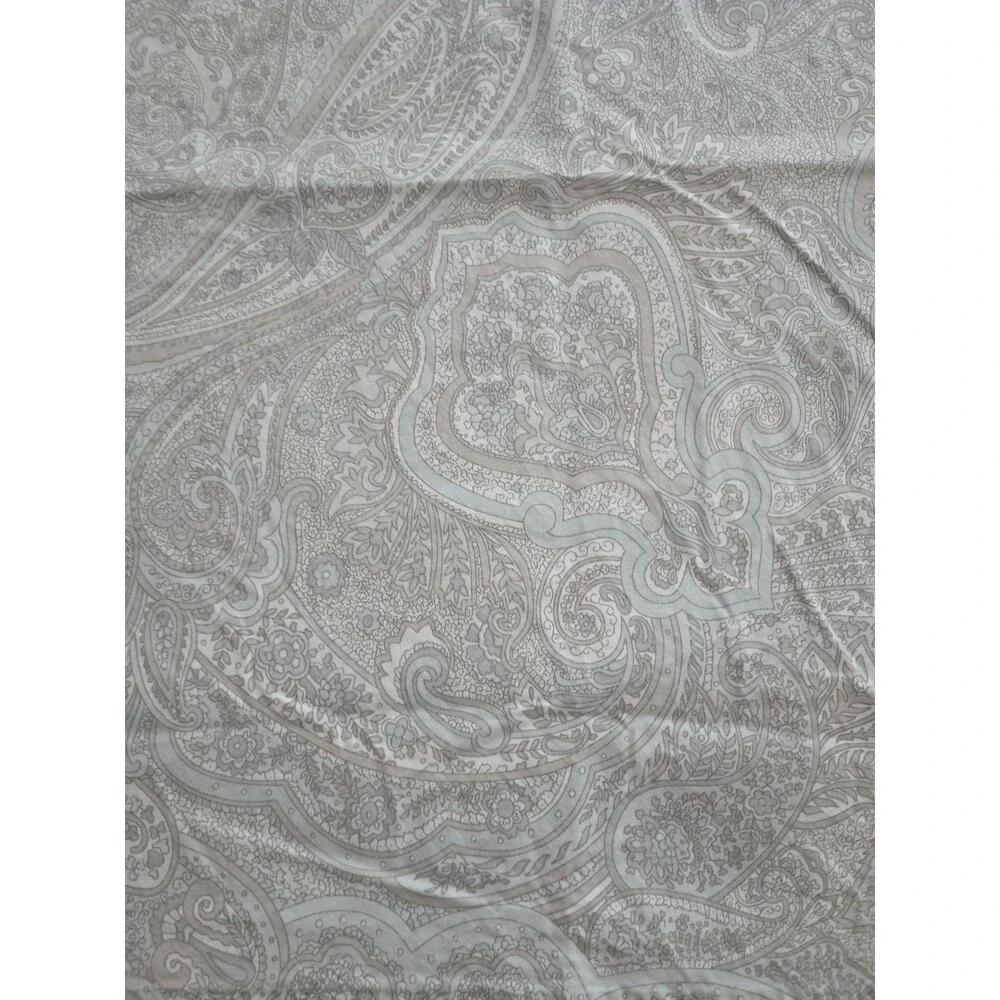 Lauren Ralph Lauren Queen Pillow Case Gray white blue paisley Medallion cotton